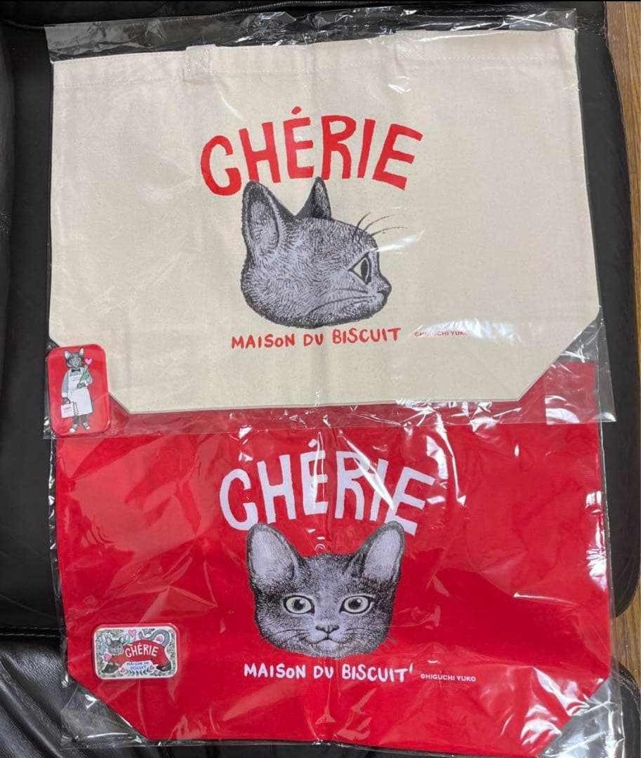 CHÉRIE×ヒグチユウコ/限定LEOトート2種類缶バッチ付き - メルカリ