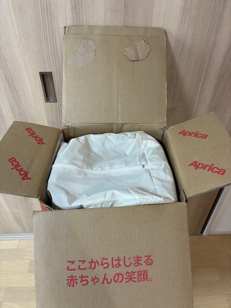 ☆Aprica ココネル エアー ミルク ホワイト 取扱説明書・専用箱あり