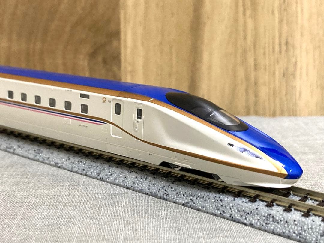 限定品】TOMIX 97920 E7系上越新幹線（朱鶯色）セット - メルカリ