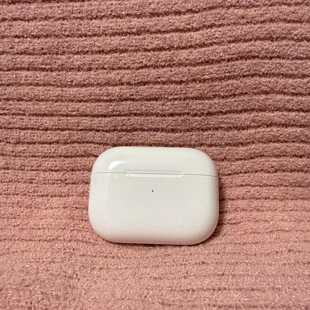 AirPods Pro 第1世代 充電ケースのみ Apple 第1世代 ワイヤレス充電ケースのみ Apple AirPods Pro 純正 国内