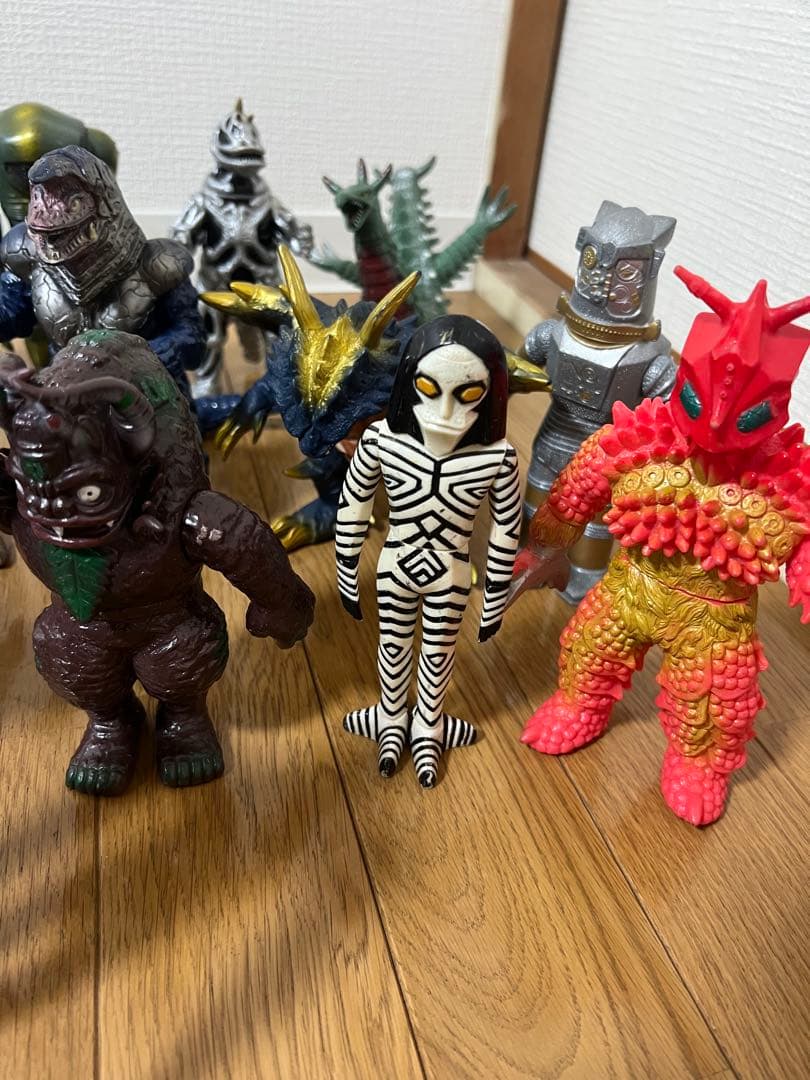 ウルトラマン怪獣 ソフビ22体 まとめ売り | Shop at Mercari from