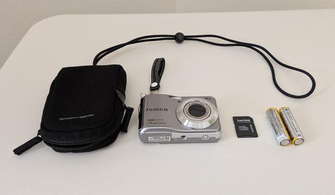 FUJIFILM FinePix AX600シルバー/乾電池式 Fujifilm FinePix AX600 Review: Simple Digital Compact Joy – Dutch