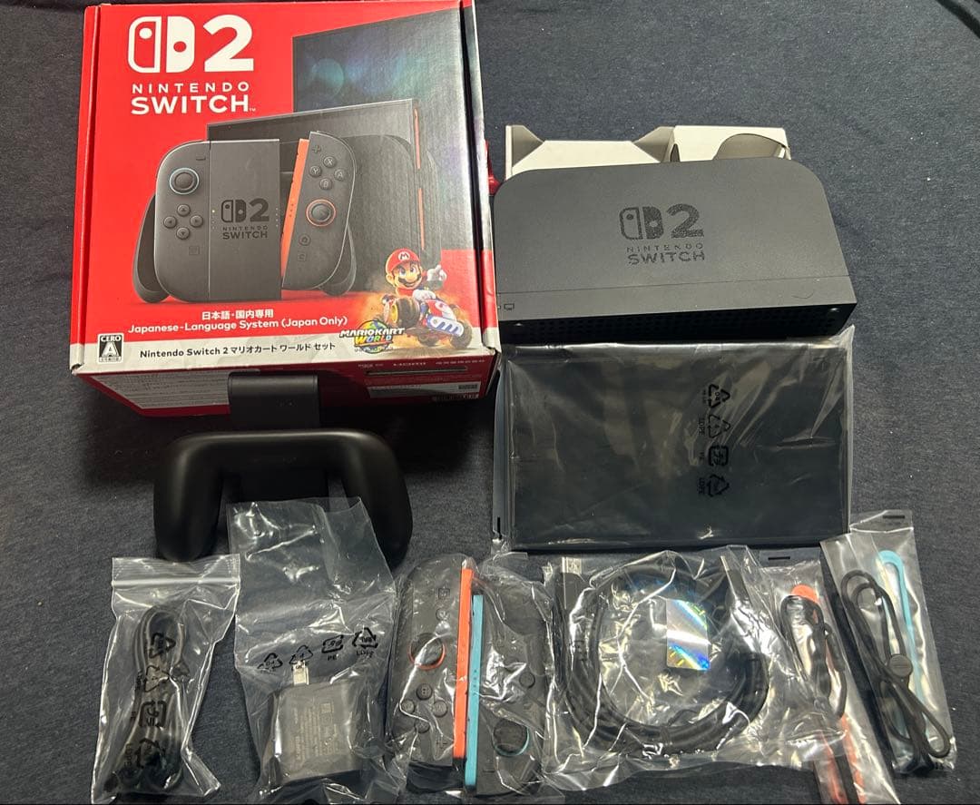 Nintendo Switch 2 本体 日本語対応 マリオカートワールドセット Amazon.co.jp: Nintendo Switch 2(日本語・国内専用) マリオカート