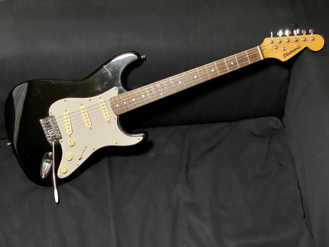 Photogenic ST Model Black 初期型！ソフトケース付！！ Amazon | Photogenic フォトジェニック エレキギター 初心者入門