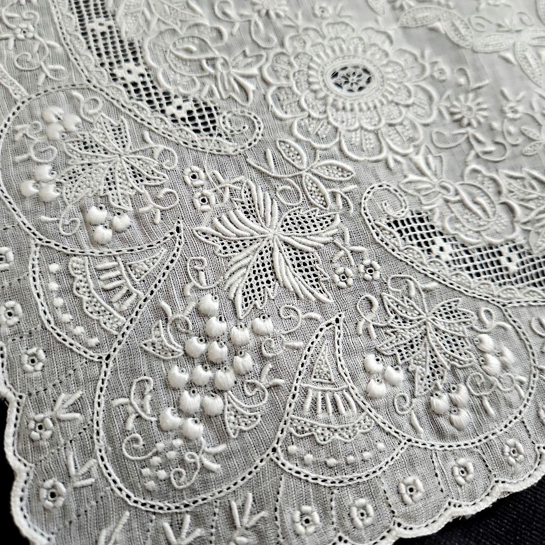 スワトウ ハンカチ 葡萄 手刺繍 W - メルカリ