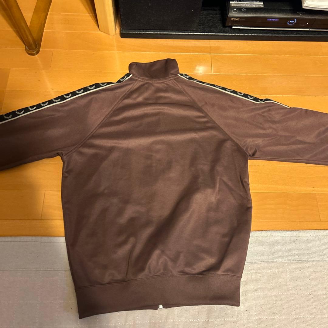 フレッドペリー トラックジャケット ブラウン - メルカリ