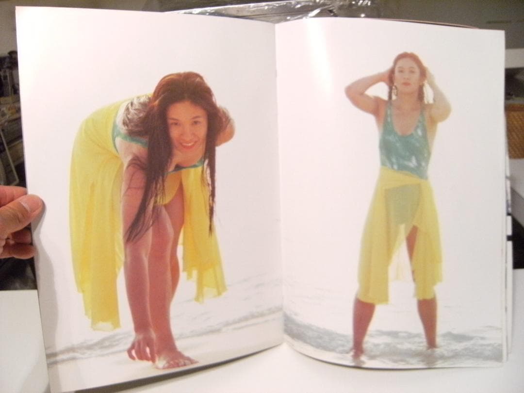 1993年 全日本女子プロレス 豊田真奈美 山田敏代 直筆サイン入り 写真