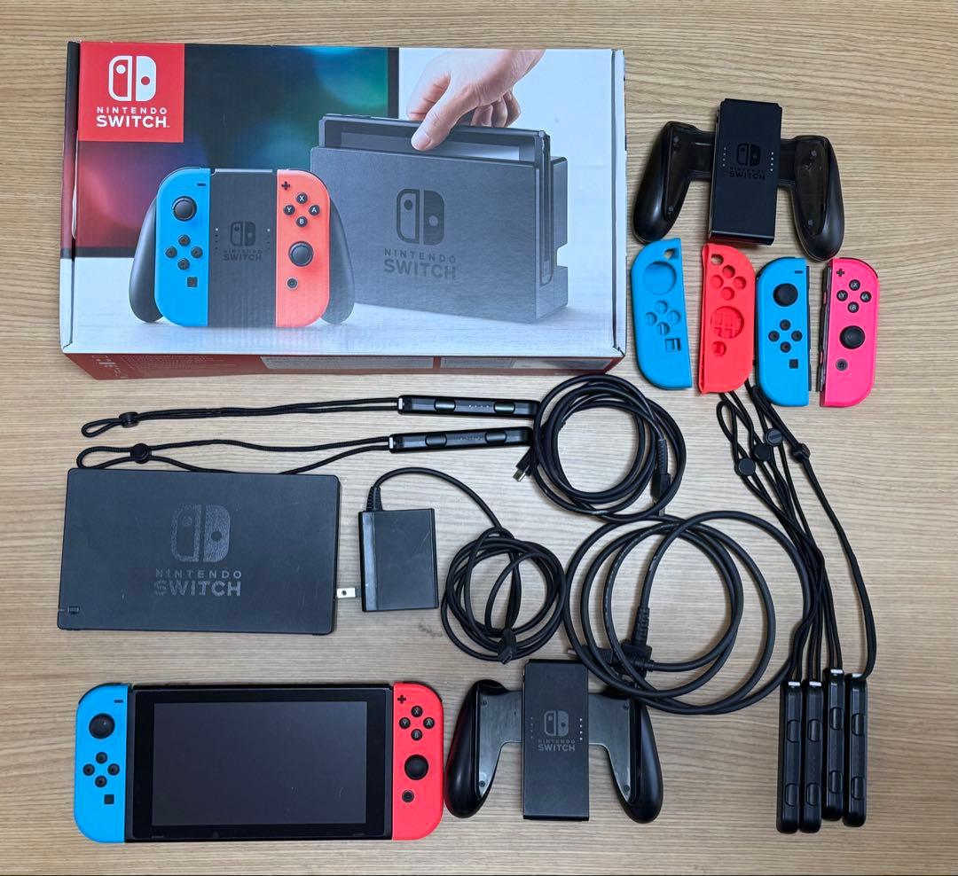 Switch 一式＋充電グリップ＋Joy-Con2個＋SDカード＋ケースセット 楽天市場】Joy-Con 2 充電グリップ 2個 1セット Joy-Con 2 グリップ