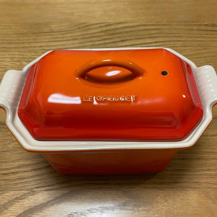 ほぼ新品】ル・クルーゼ テリーヌ型 ハーフ オレンジ - メルカリ
