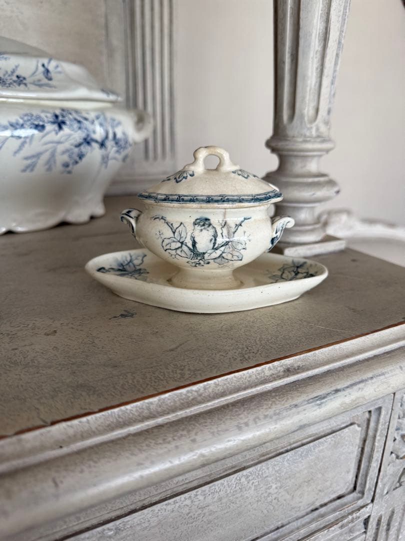 フランスアンティークショワジールロワ青い花模様小鳥柄のムタディエ