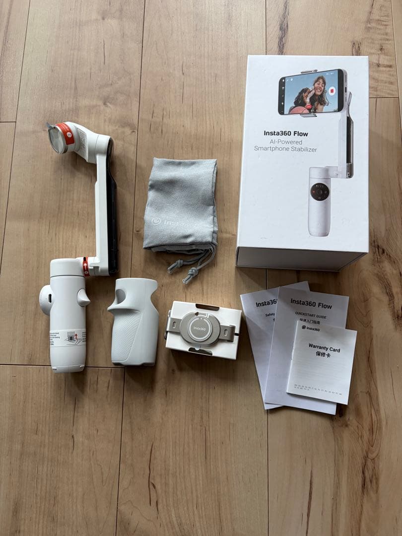 Insta360 Flow スマートフォンスタビライザー - メルカリ
