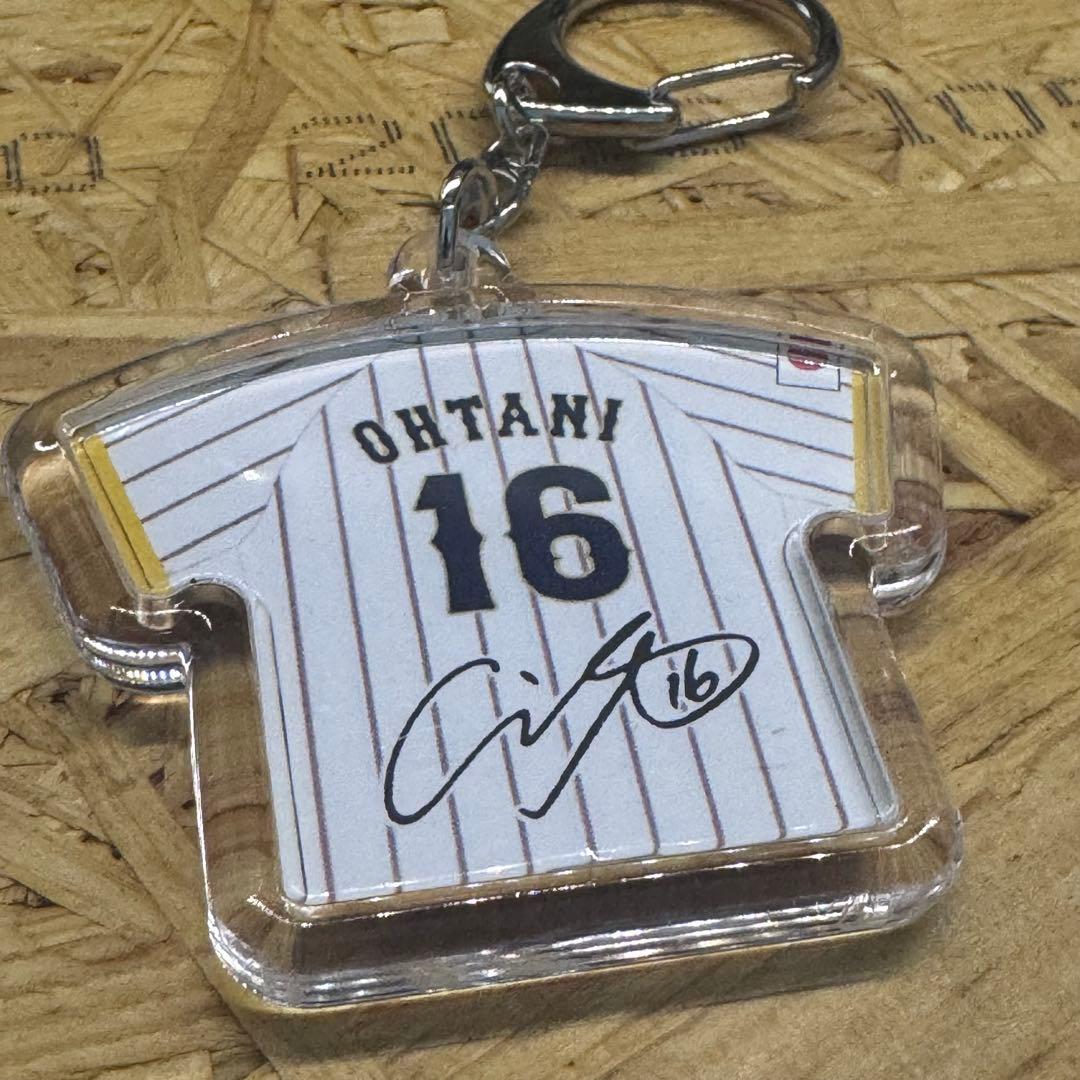 大谷翔平 2026 WBC サインプリントHOMEユニフォーム型キーホルダー
