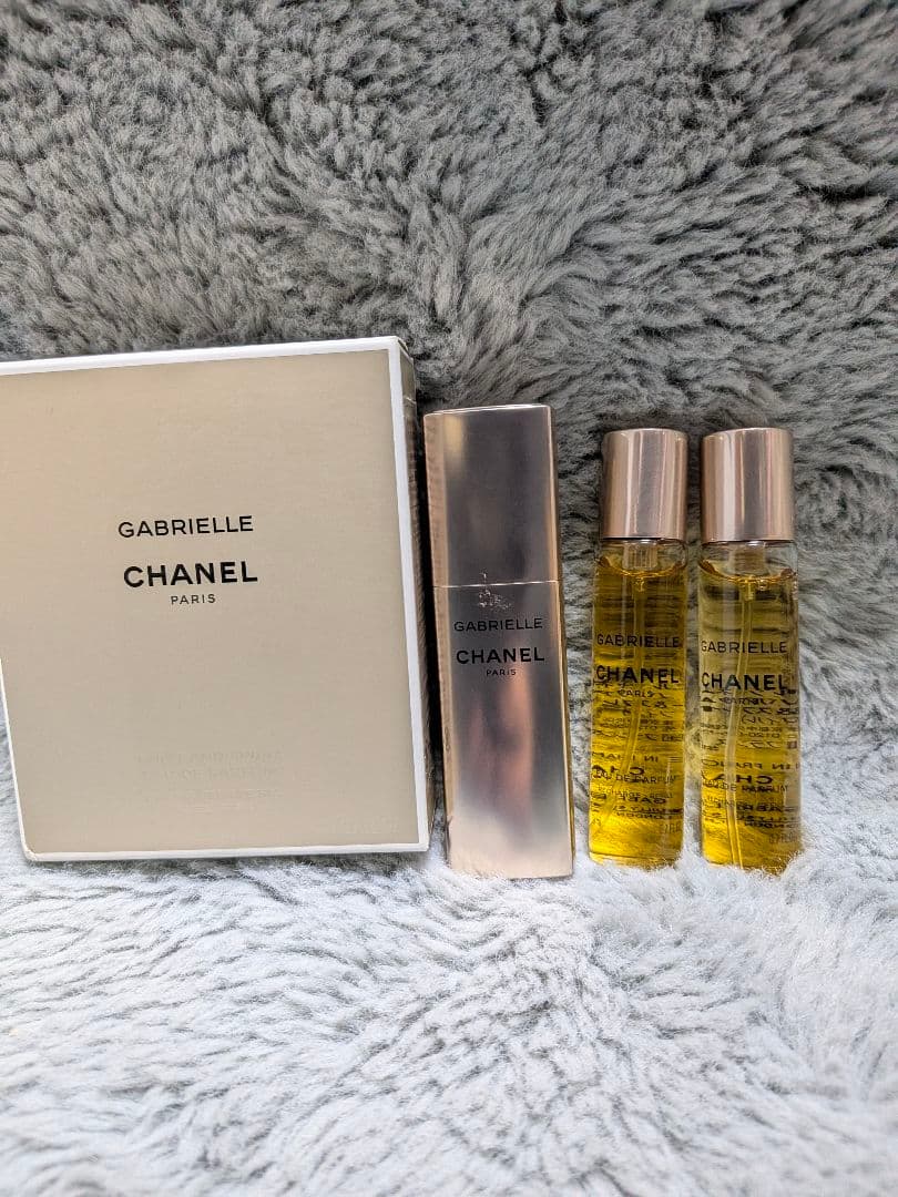 ほぼ未使用シャネル ガブリエルオードゥパルファムツイスト＆スプレイ 20ml×3 Amazon | シャネル ガブリエル シャネル ツイスト&スプレー 20ml ×3 (2