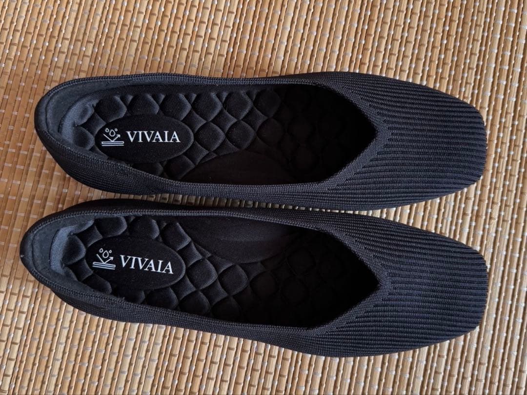 【VIVALA】ブラック/フラットシューズ/ポーチ付き/23.5〜24.0cm