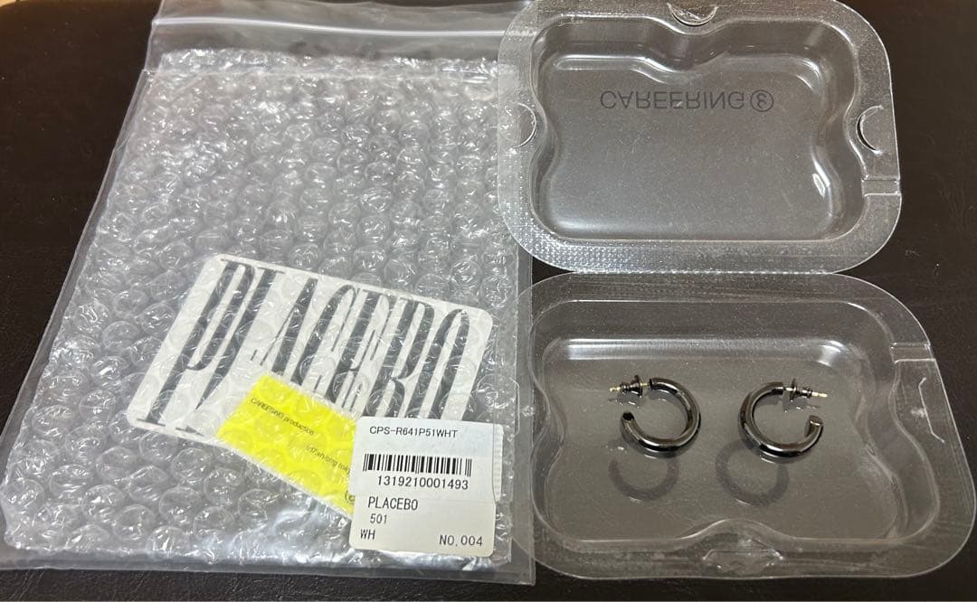 【アイカラ】CAREERING ブラック フープピアス 501 PLACEBO 501 matte (BK) | CAREERING - キャリアリング公式オンライン