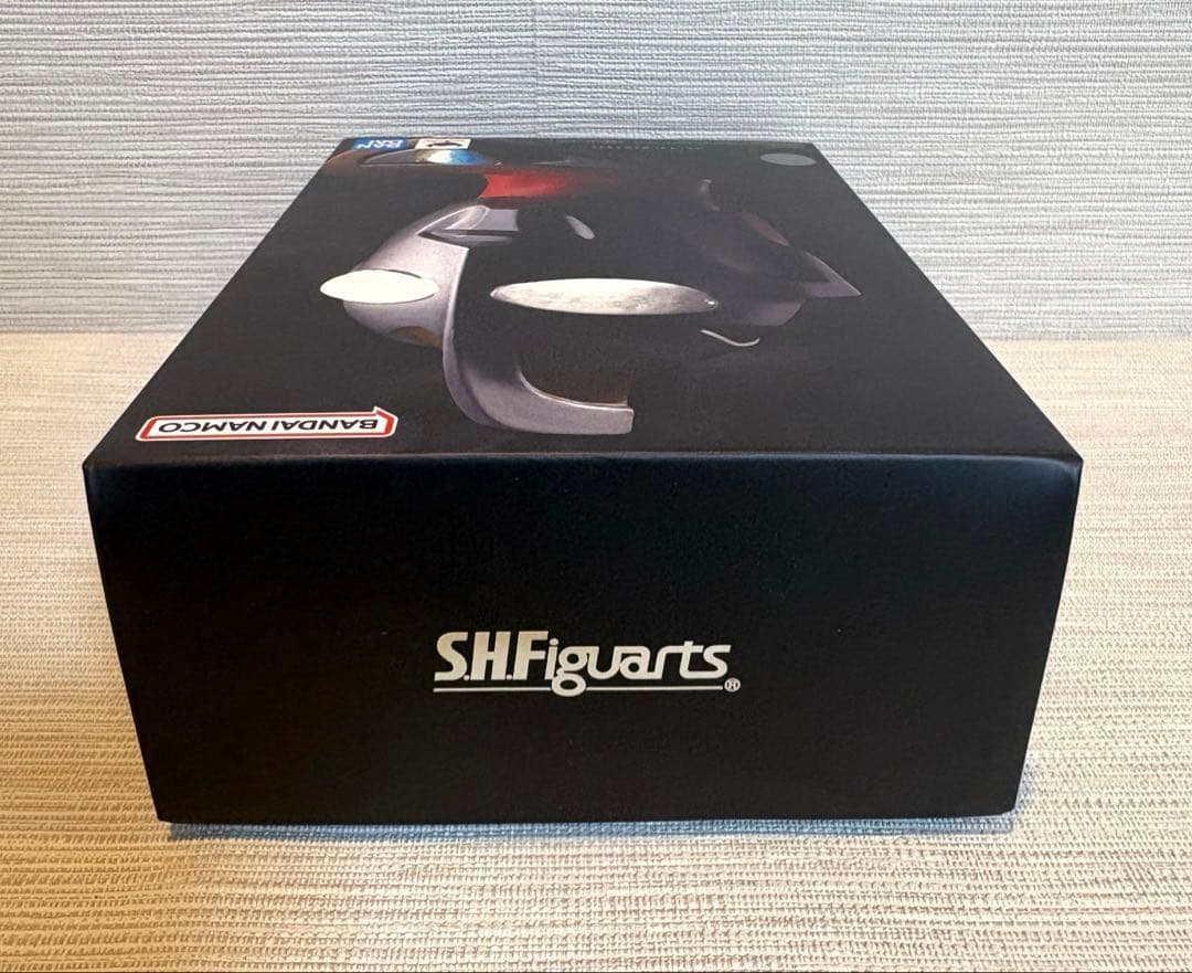 S.H.Figuarts 真骨彫 ウルトラマンガイア　V2