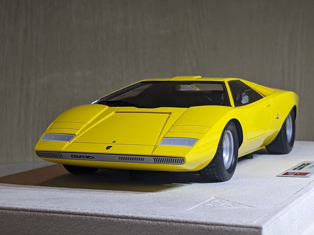 1/18 アイドロン カウンタックLP500 後期型 1971 - メルカリ