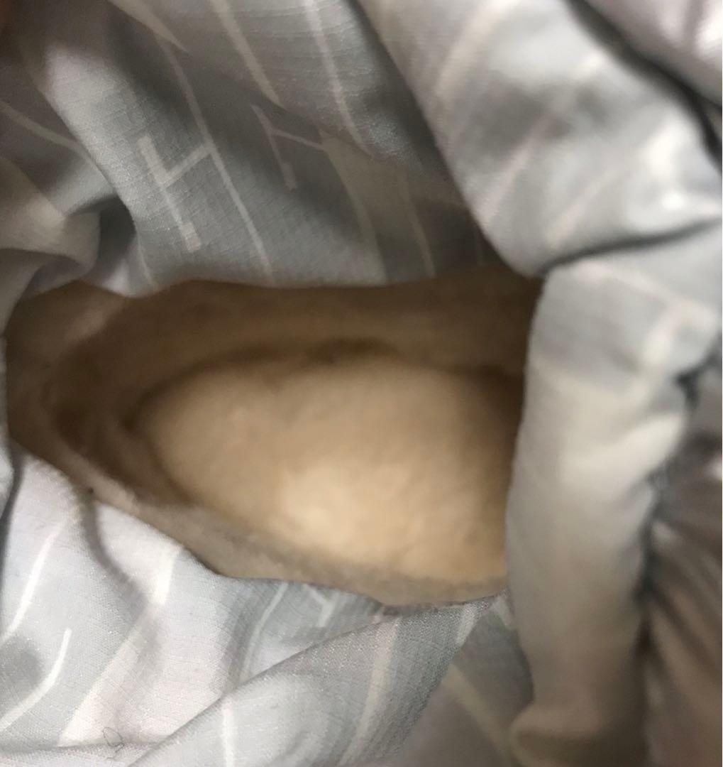 アグUGGクラシックマキシショートパファーブーツシルバー防水保温性