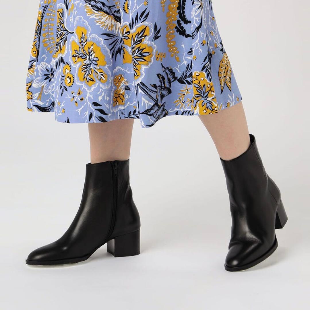 【未使用級】TOMORROWLAND チャンキーヒール ショートブーツ 37 TOMORROWLAND チャンキーヒール ショートブーツ｜トゥモローランド