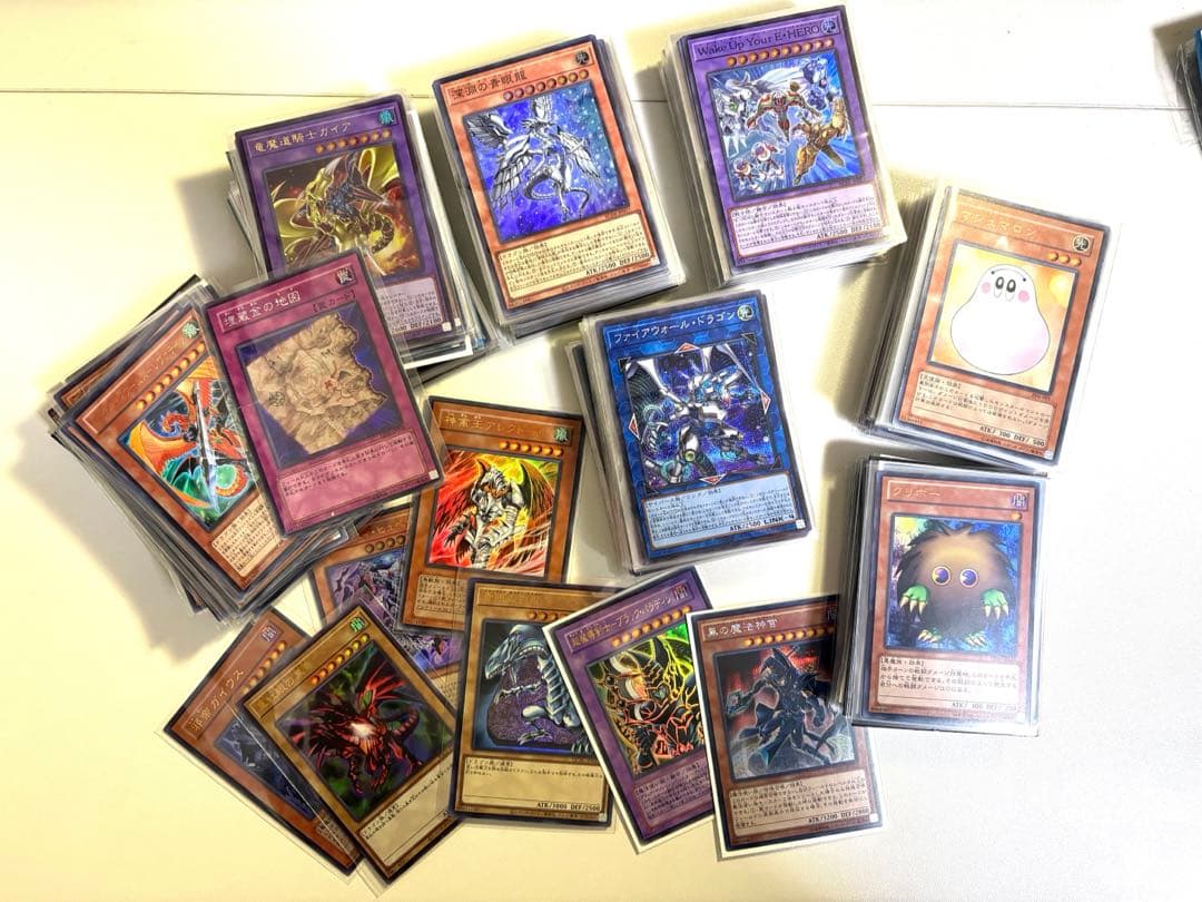 遊戯王 光り物のみ 約300枚まとめ売り - メルカリ