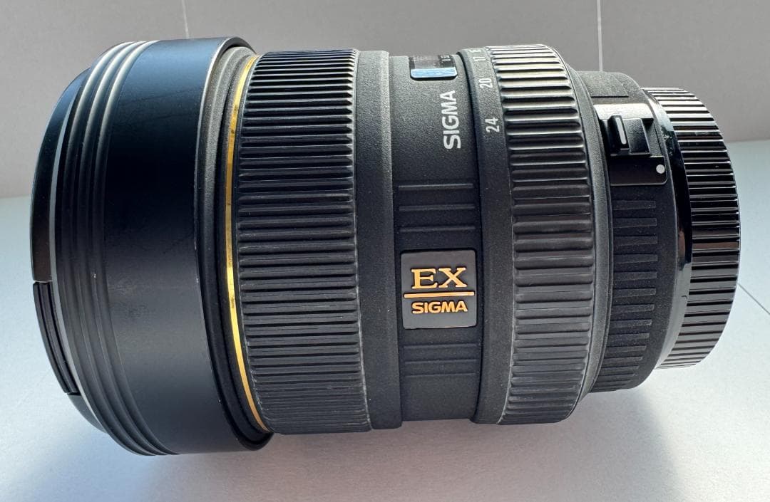 シグマ 12-24mm f4.5-5.6 EX DG HSM　ズームレンズ