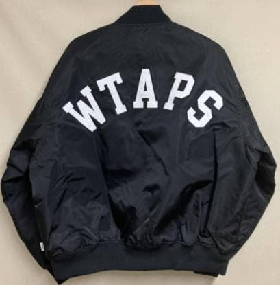 WTAPS ブラック スタジャン 3 - メルカリ