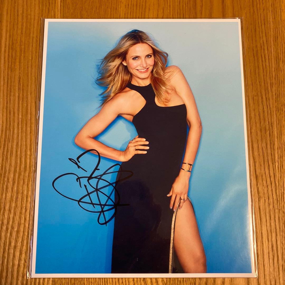 キャメロン・ディアスさん 直筆サイン入りフォト - メルカリ