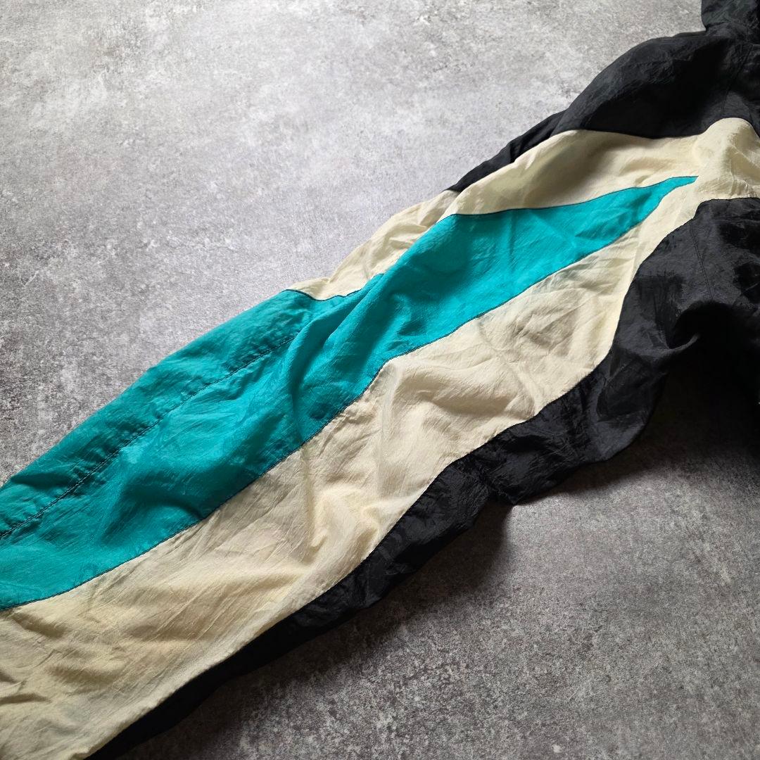 入手困難90sNBAバンクーバーグリズリーズナイロンジャケット刺繍ロゴ短