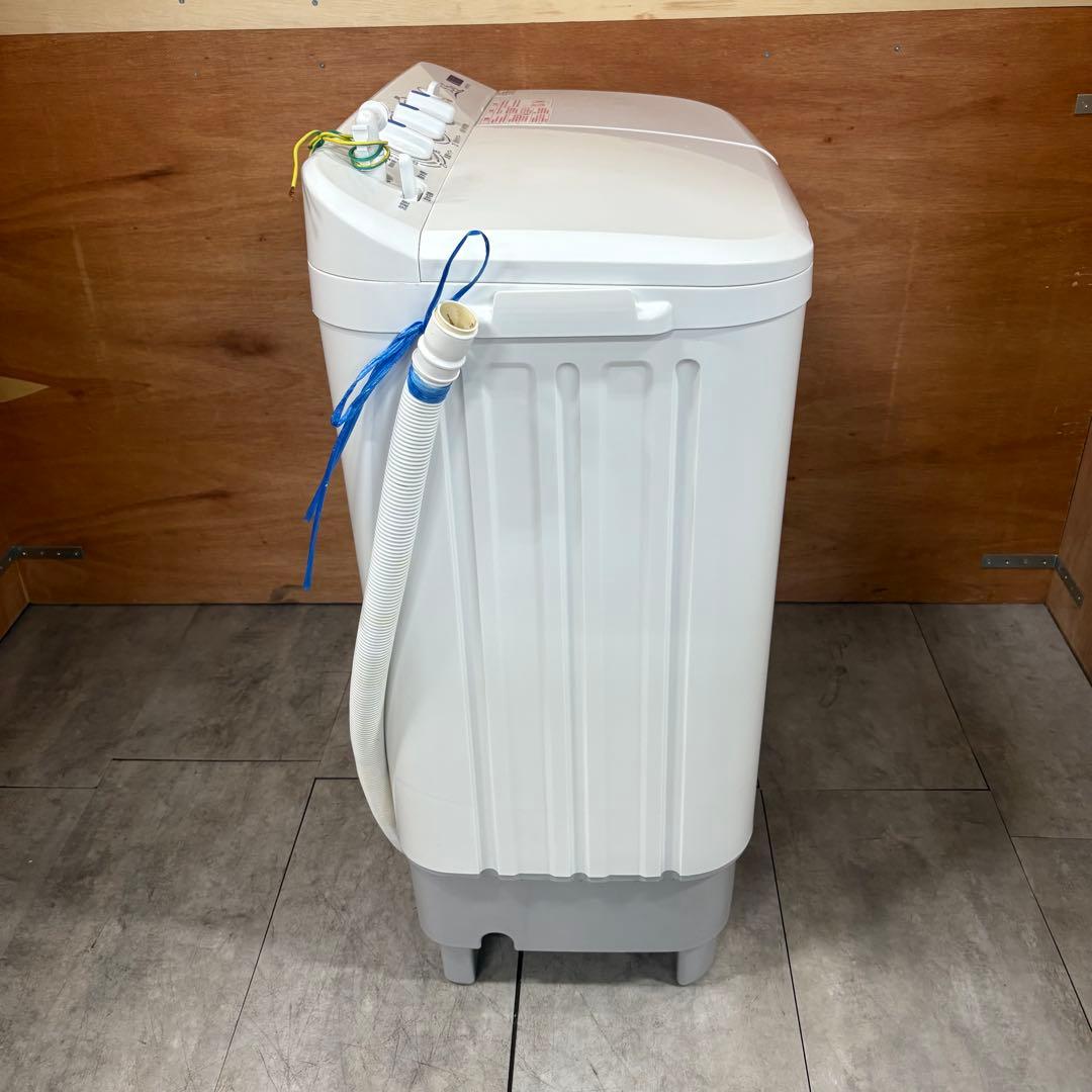 一都三県限定　配送無料　二槽式洗濯機　YAMADA 2022年製 5.5kg