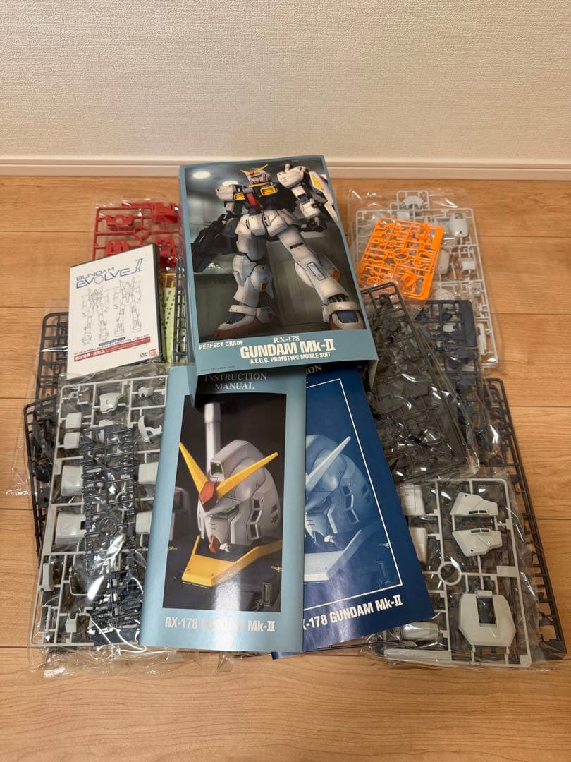 初回限定【箱無剥がれあり】PG RX-178 GUNDAM Mk-II Bandai PG 1/60 RX-178 Gundam Mk-II Titans Color Mobile Suit Z