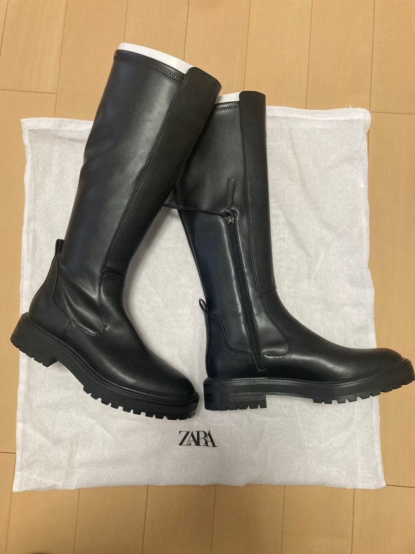 お値下げ中】ZARAロングブーツ 39 完売品 ブラック 新品未使用 - 靴