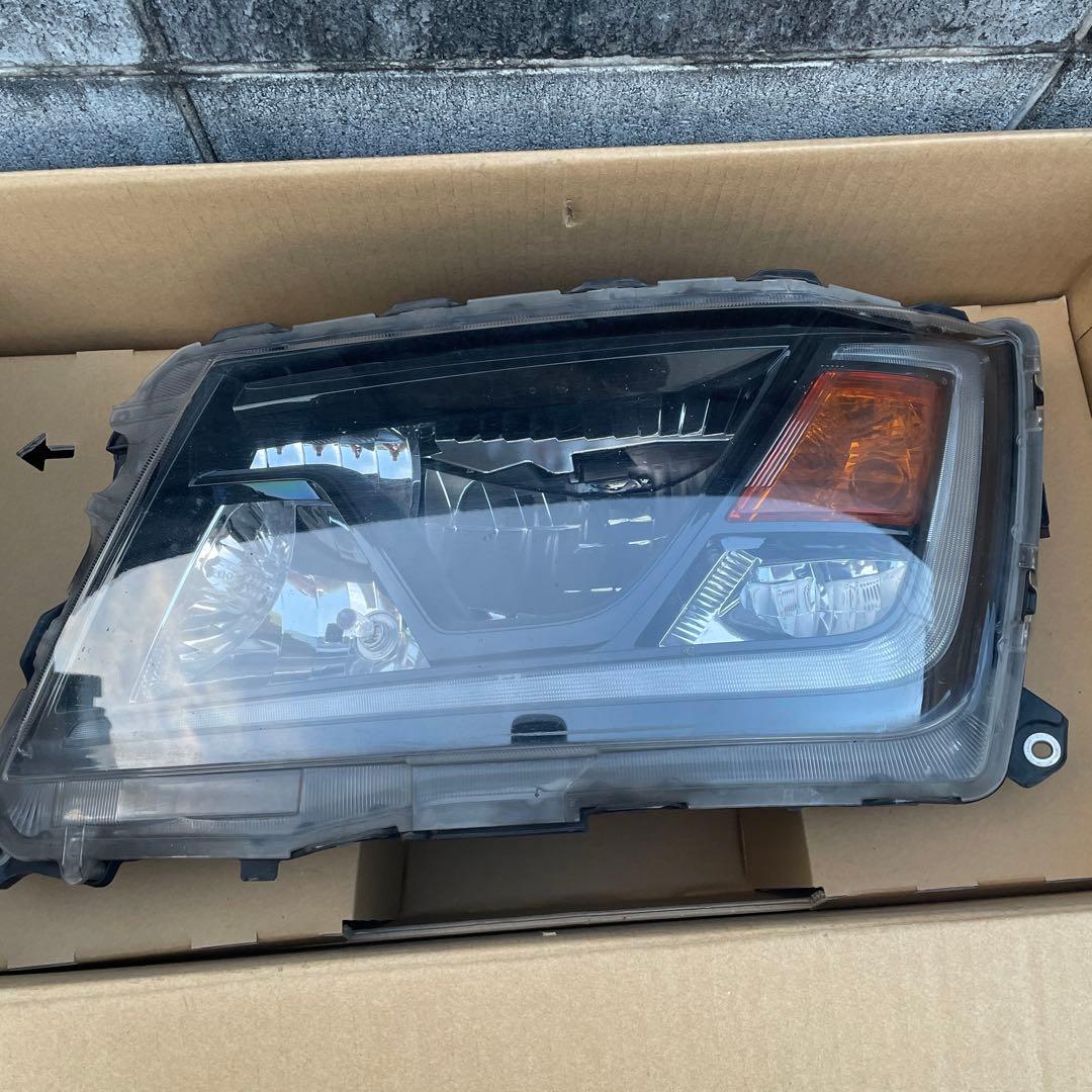 日野中型車 Fr左ヘッドライト 日野 レンジャー プロ ヘッドライト 左側 FC6J FC7J FC9J FD7J FD8J