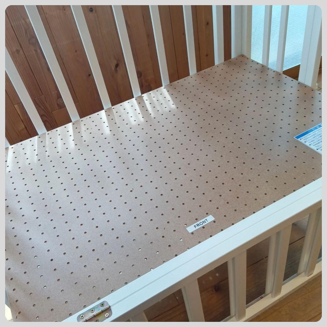 《送料無料》カトージ　ミニベビーベッド 折りたたみ　ホワイト⭐︎ ぴーこ