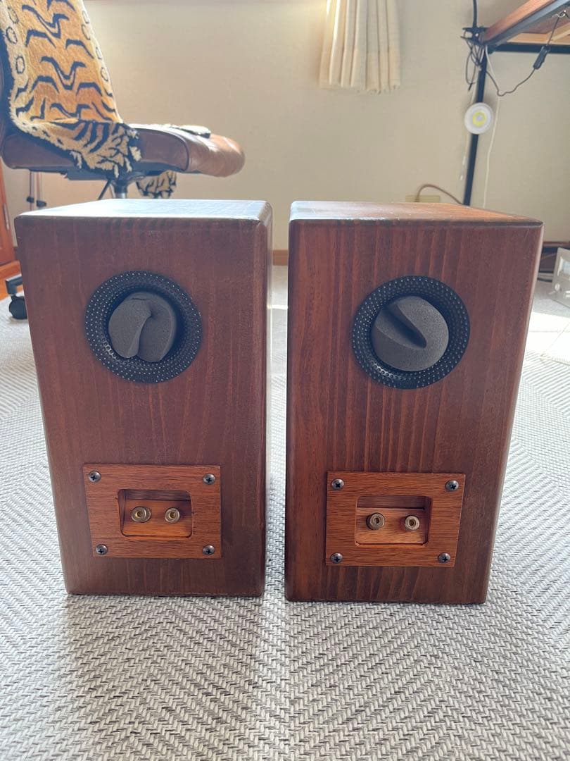 自作スピーカー パイン集成材エンクロージャー