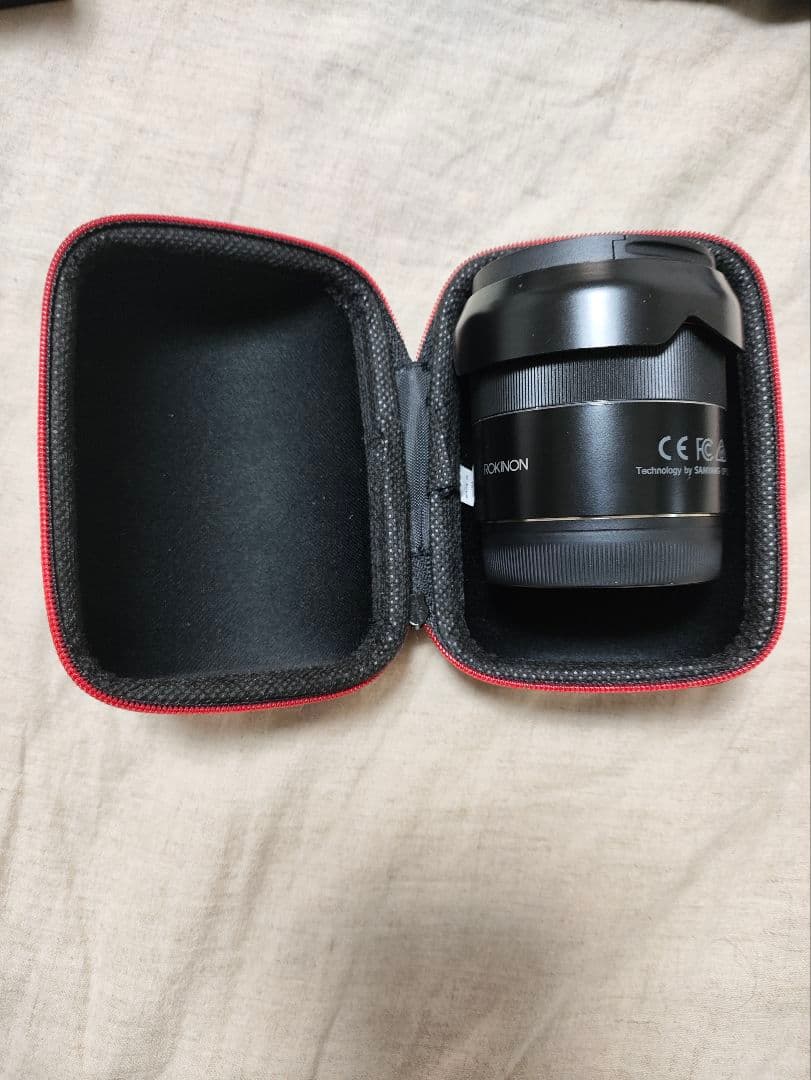 ROKINON(SAMYANG) AF 18/2.8 FE レンズ ケース付き Amazon.com : ROKINON AF 18mm F2.8 Wide Angle auto Focus Full Frame