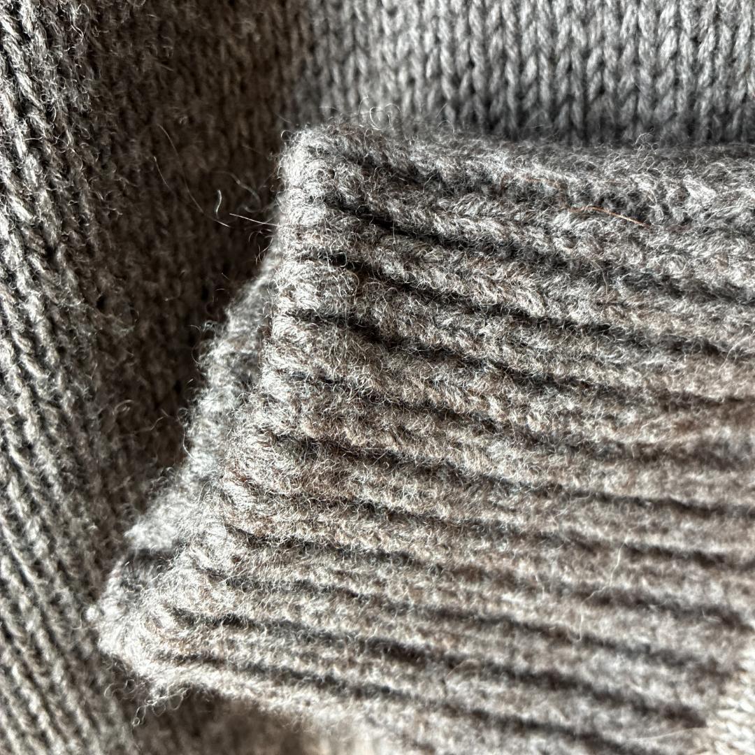 Giorgio Armani vintage Alpaca Sweater - メルカリ