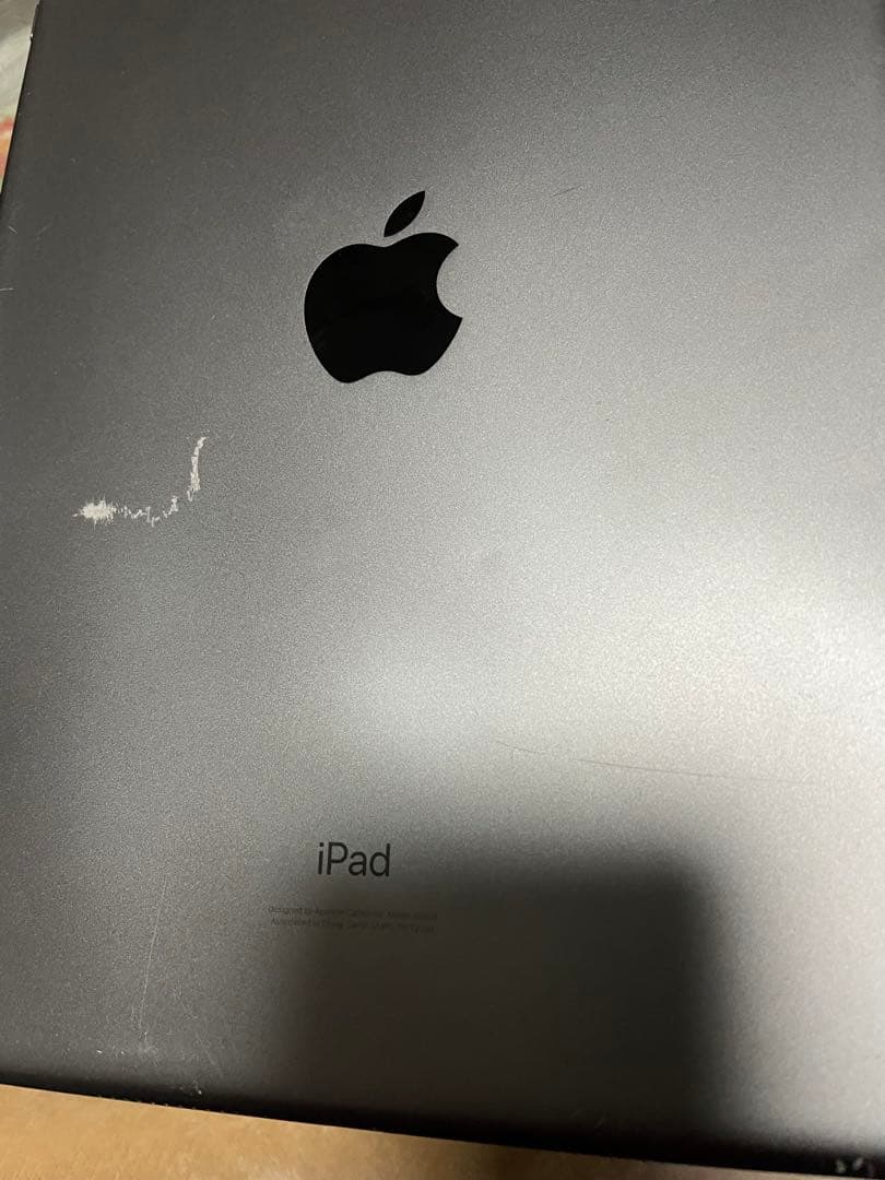 ipad a2429 32GB 第8世代 正常作動 画面割れ - メルカリ