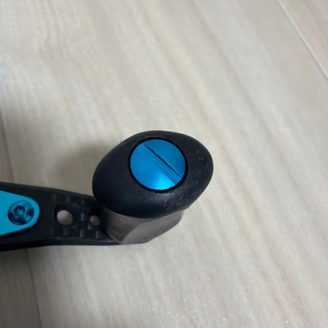 IXAカーボンハンドルパーツ ブラック/ブルー シマノ左巻き80mm - メルカリ