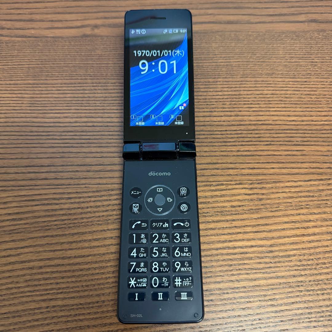 美品 docomo SH-02L 折り畳み式 ブラック 携帯電話 シャープ シャープ AQUOS ケータイ SH-02L [ブラック] 価格比較 - 価格.com