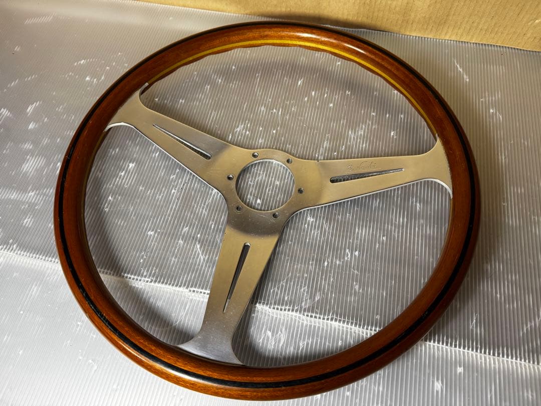 38.5mm ナルディクラシックウッドステアリングハンドル CD83