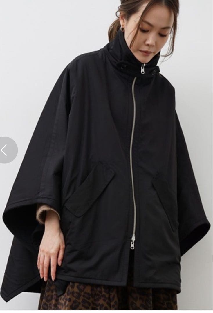 極美品 定価35000円 ヘレンチア リバーシブルポンチョ ケープ ブラック