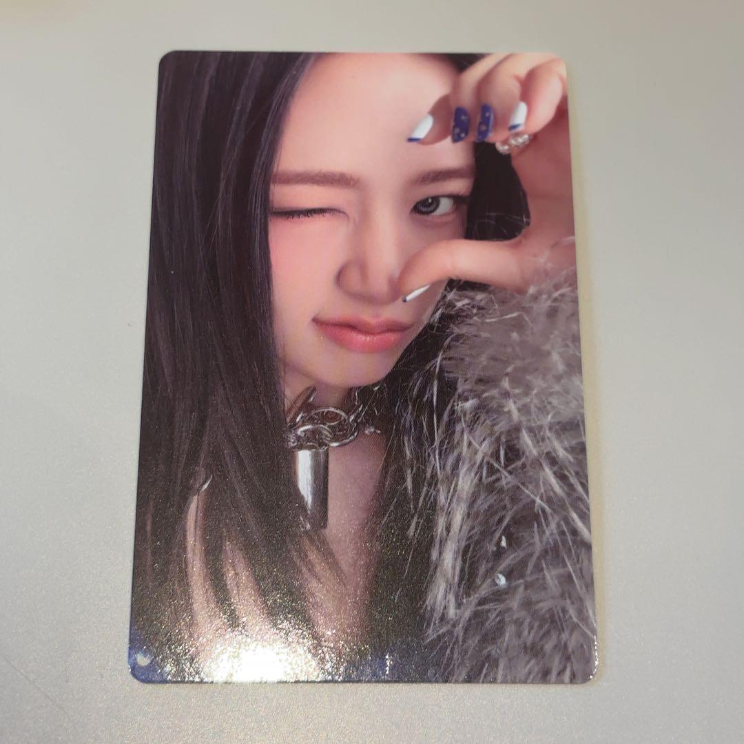 IVE アルバム REVIVE+ BANGERS 封入 トレカ ユジン 1 - メルカリ