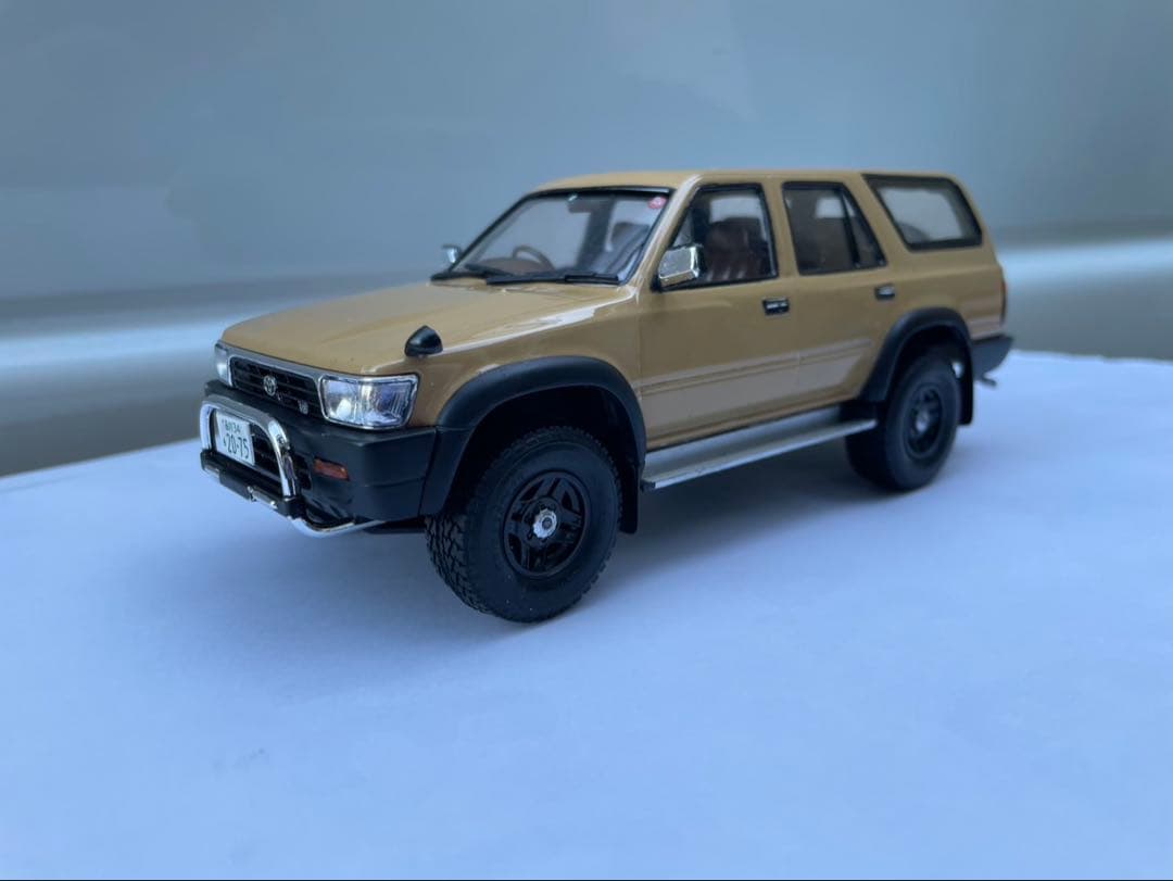 ム*ク様 1/24 アオシマハイラックスサーフの完成品 Amazon | □アオシマ 1/24 ミニカー ハイラックス・サーフ プラモデル