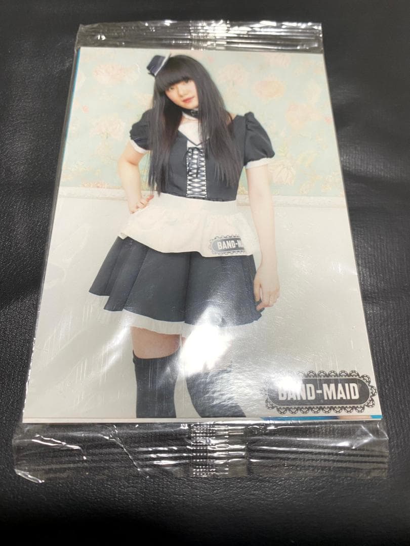 【未開封品】BAND-MAID MISA 生写真 Amazon.co.jp: 絶版 BAND-MAID 生写真サイン付きミサ MISA bassist