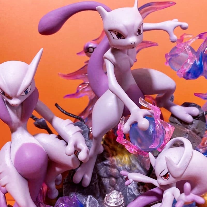 ミュウツー 進化 LED フィギュア - メルカリ