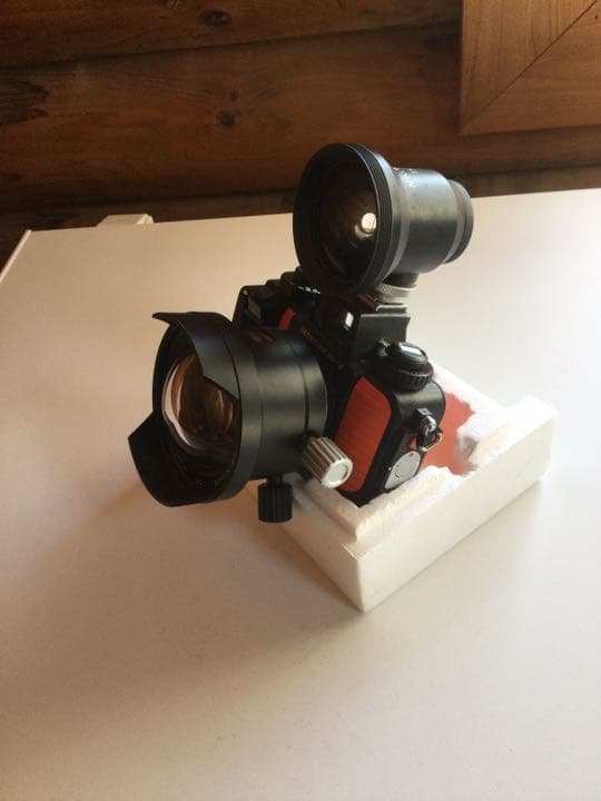 ニコノスV、15ミリレンズ、光学ファインダー Nikonos 15mm f/2.8 Lens Mini Review - by Simon Foale - 35mmc