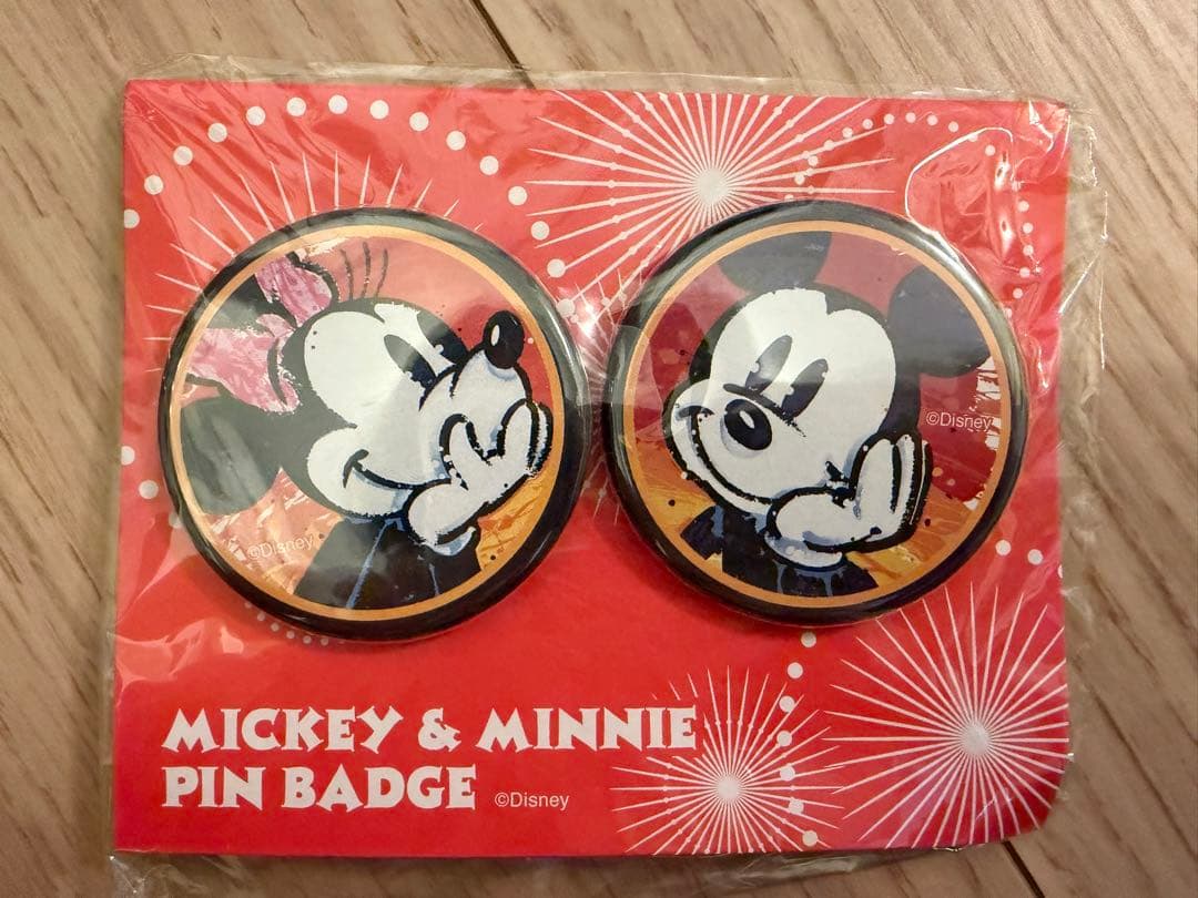 ディズニー ミニー ミッキー☆ピンバッジ - メルカリ