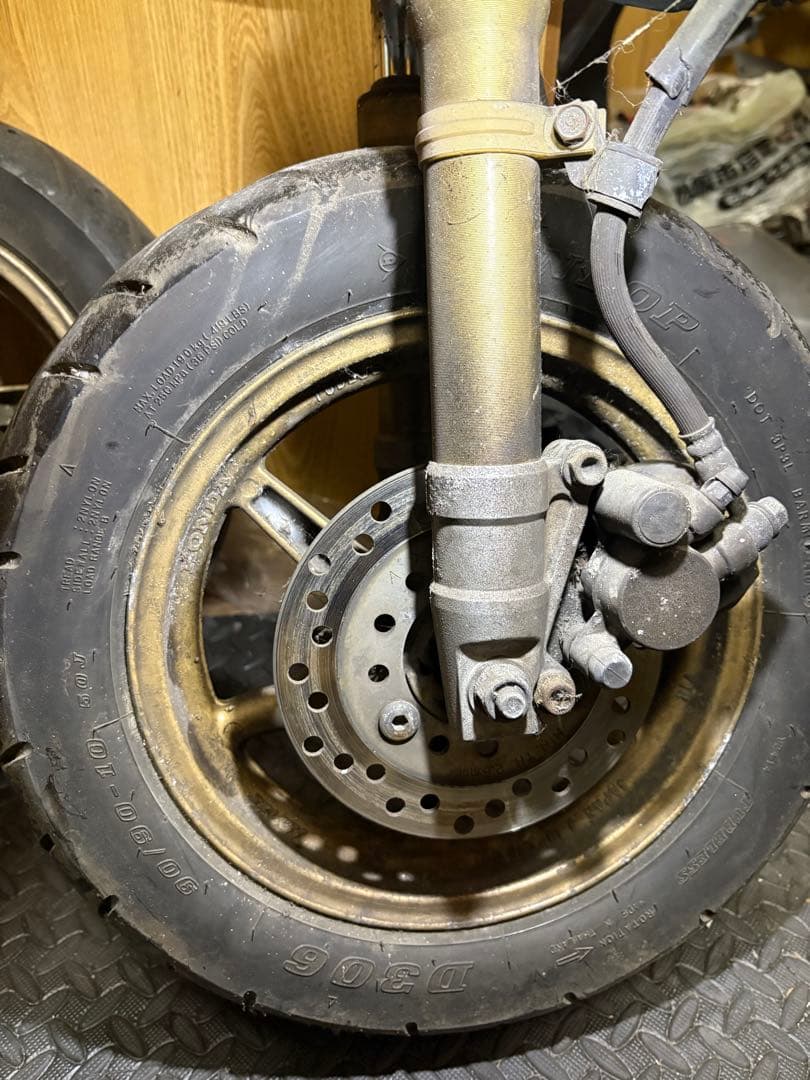 ライブディオZXホイール 金サス前後セットキャリパーステムマスター