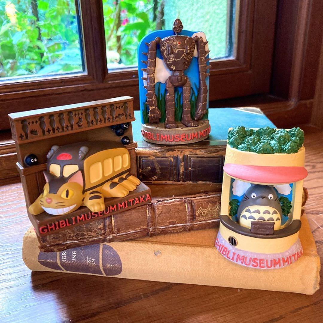 未開封新品　ジブリ美術館　レリーフマグネット　3つセット ジブリ美術館オリジナル レリーフマグネット トトロのニセ受付｜三鷹の
