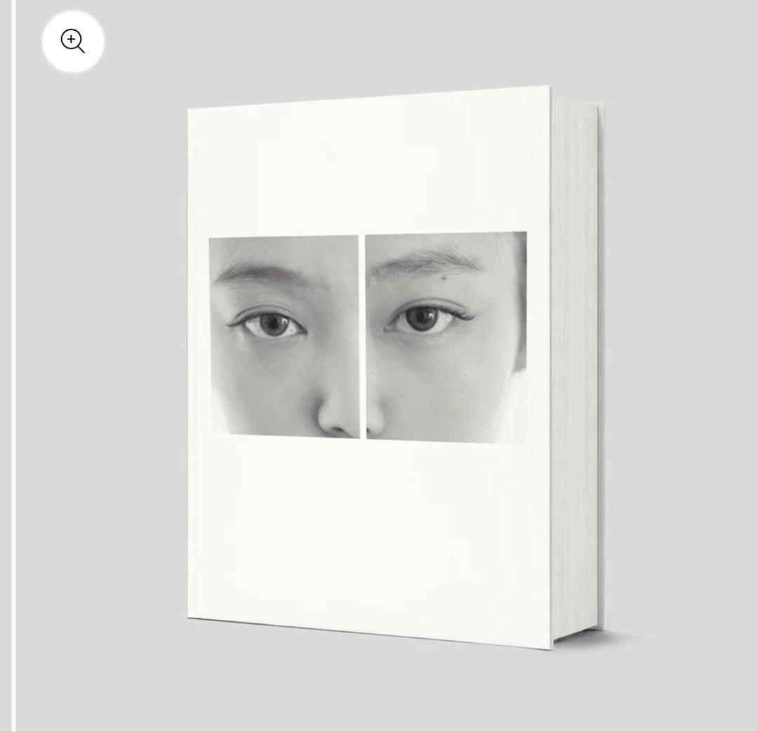 JENNIE 写真展 J2NNI5 photobook フォトブック - メルカリ